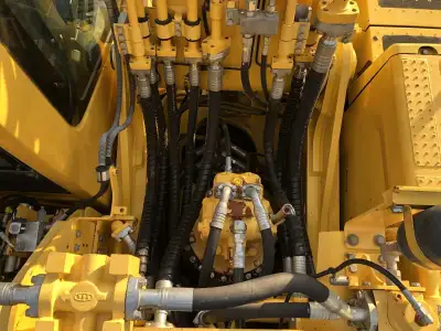 Used Komatsu PC490LC-11 Excavator photo 6