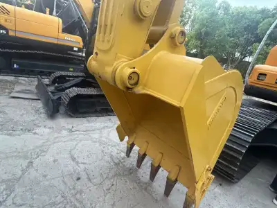 Used Komatsu PC240 Excavator photo 6