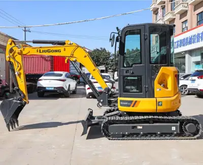 Used Liugong 9035 Mini Excavator photo 3