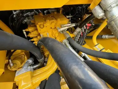 Used Komatsu PC450LC-8 Excavator photo 11