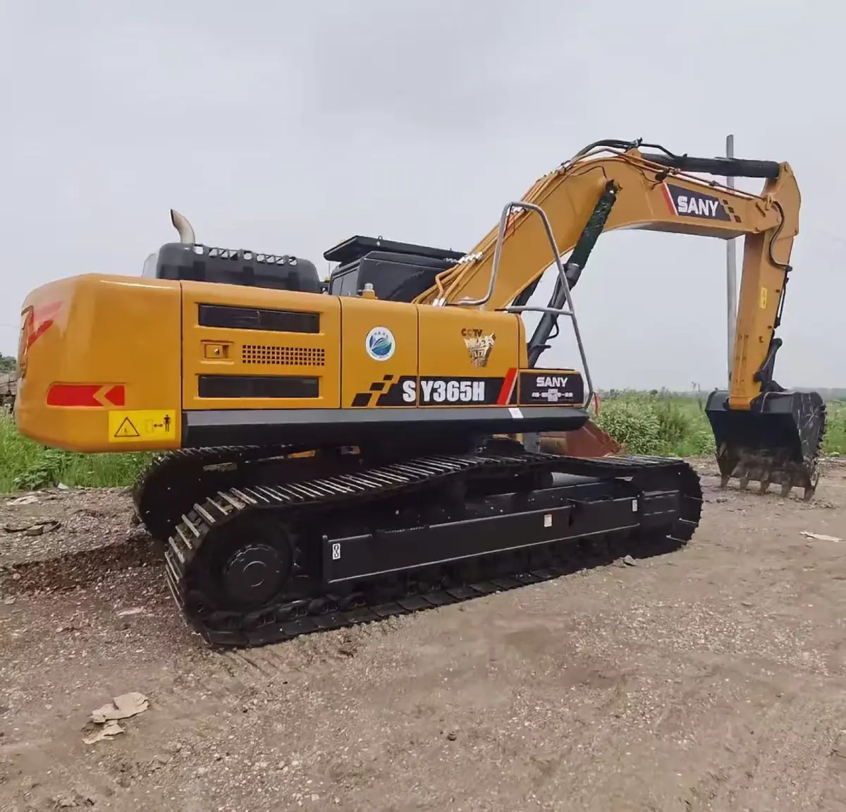 Used SANY 365 Excavator photo 1