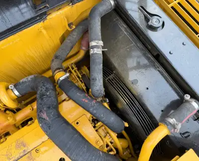 Used Hyundai 305LC-7 Excavator photo 5