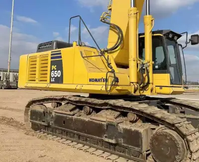 Used Komatsu PC650 Excavator photo 9