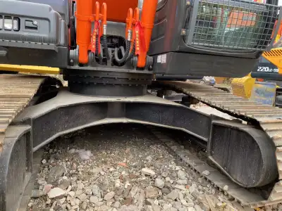 Used Hitachi ZX200 Excavator photo 9