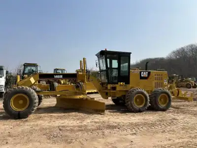 Used Caterpillar 140H Motor Grader photo 4