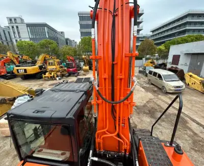 Used Hitachi ZX200 Excavator photo 5