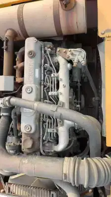 Used Kato 820 Excavator photo 7