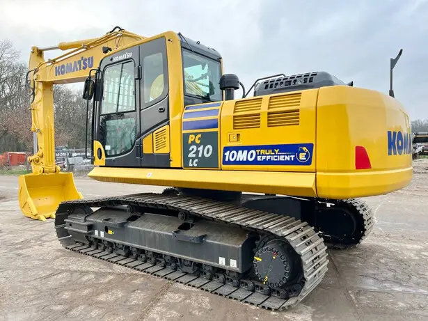 Used Komatsu PC210LC-10M0 Excavator photo 1