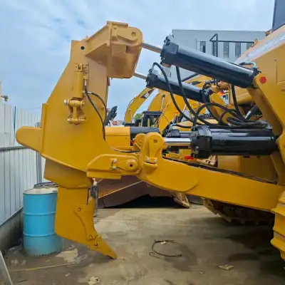 Used Caterpillar D10 Bulldozer photo 2