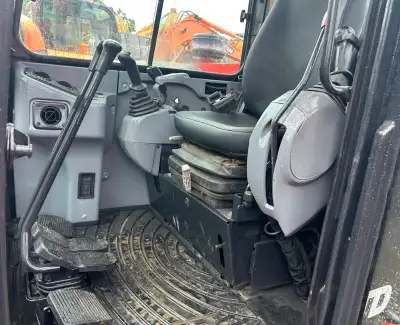 Used Kubota 080 Mini Excavator photo 7
