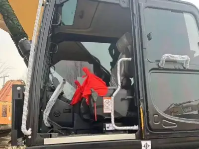 Used SANY SY235C Pro Excavator photo 5