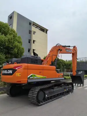Used Doosan DX305 Excavator photo 4