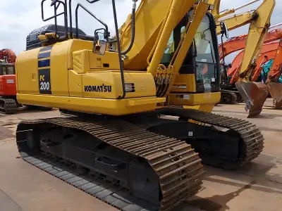 Used Komatsu PC200-11 Excavator photo 4