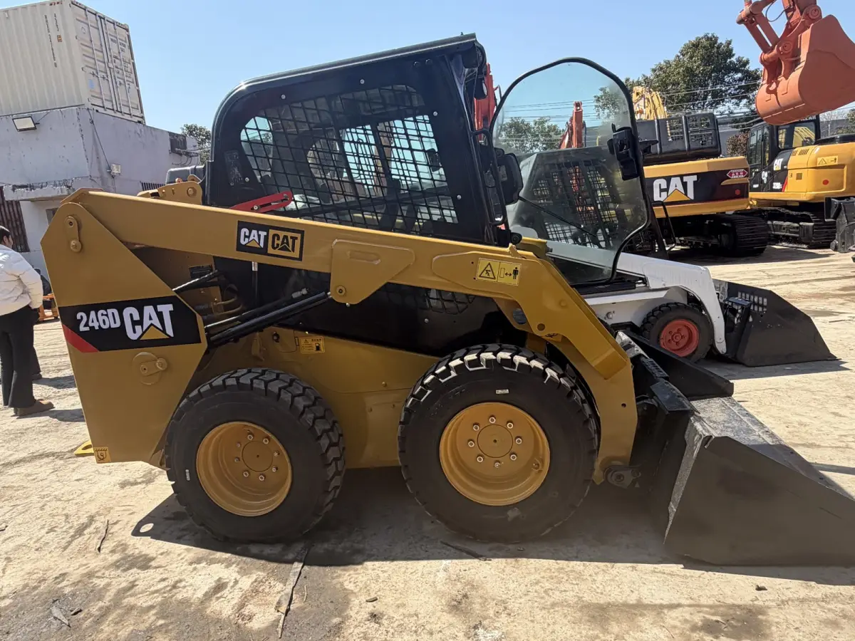 Used Caterpillar 246D Skid Steer Loader photo 1