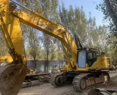 Used Komatsu PC650 Excavator photo 4