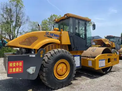 Used XCMG XS263J Road Roller photo 3