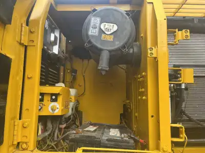 Used Caterpillar 323D Excavator photo 7