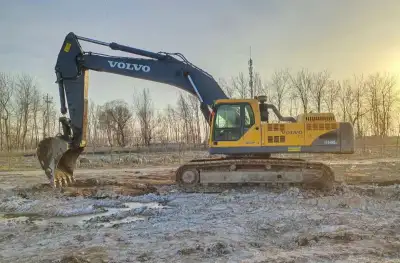 Used Volvo EC460 Excavator photo 10