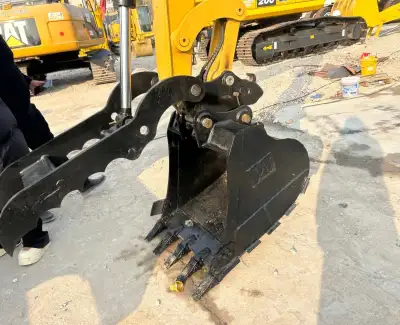 Used Caterpillar 306 Mini Excavator photo 2