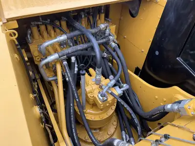 Used CAT 320D Excavator photo 10