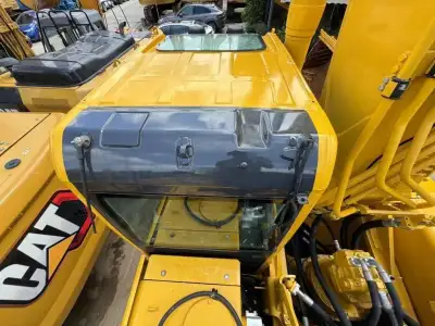 Used Komatsu PC450LC-8 Excavator photo 9