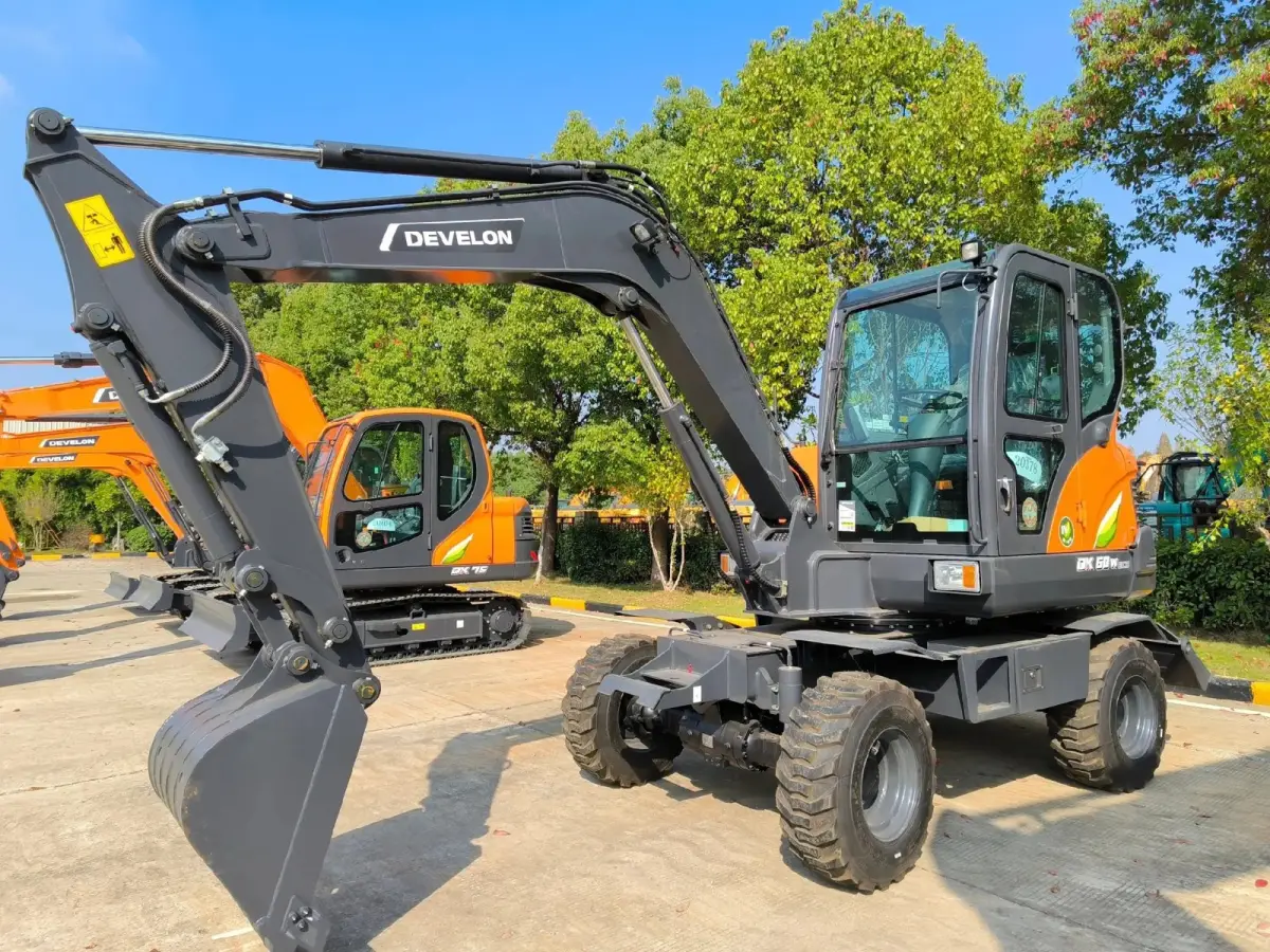Used Doosan DX60W Mini Excavator photo 1