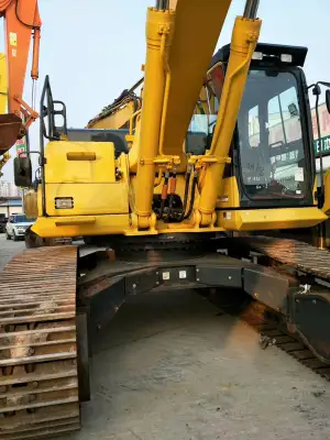Used Komatsu PC450LC-10 Excavator photo 4