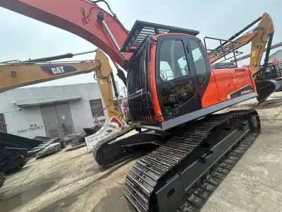 Used Doosan DX300 Excavator photo 8