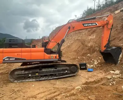 Used Doosan DX380 Excavator photo 6