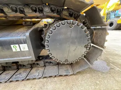 Used Komatsu PC450LC-8 Excavator photo 8
