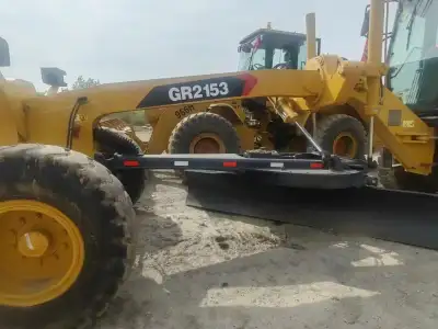 Used XCMG GR2153 Motor Grader photo 2