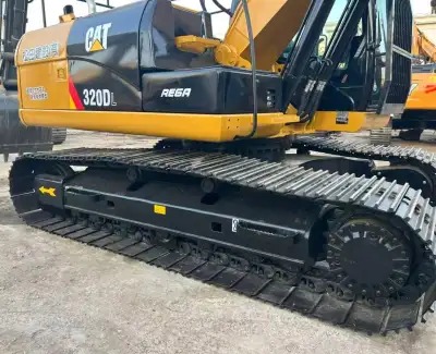 Used Caterpillar 320D Excavator photo 3