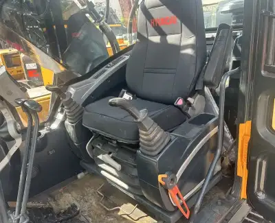 Used Hyundai R330LC-9S Excavator photo 9