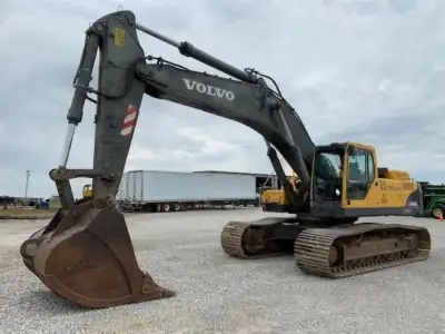 Used Volvo EC460B Excavator photo 2