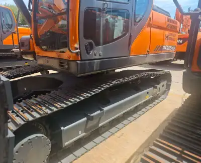 Used Doosan DX225NLCA Excavator photo 4