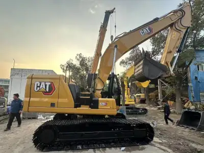 Used Caterpillar 320GC Excavator photo 4