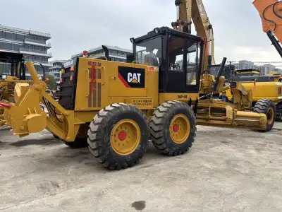 Used Caterpillar 140 Motor Grader photo 2