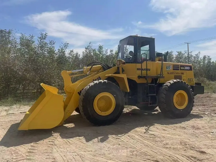 Used Komatsu WA380-3 Wheel Loader photo 1