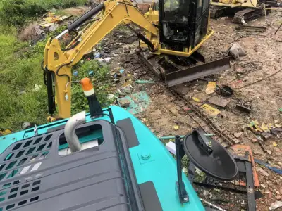 Used Kobelco SK210 Excavator photo 5