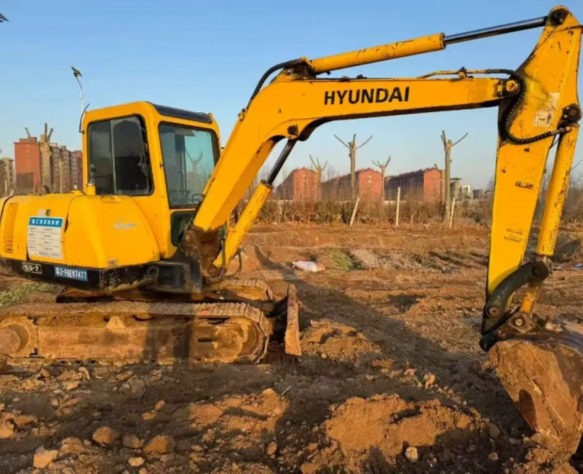 Used Hyundai R55-7 Mini Excavator photo 1