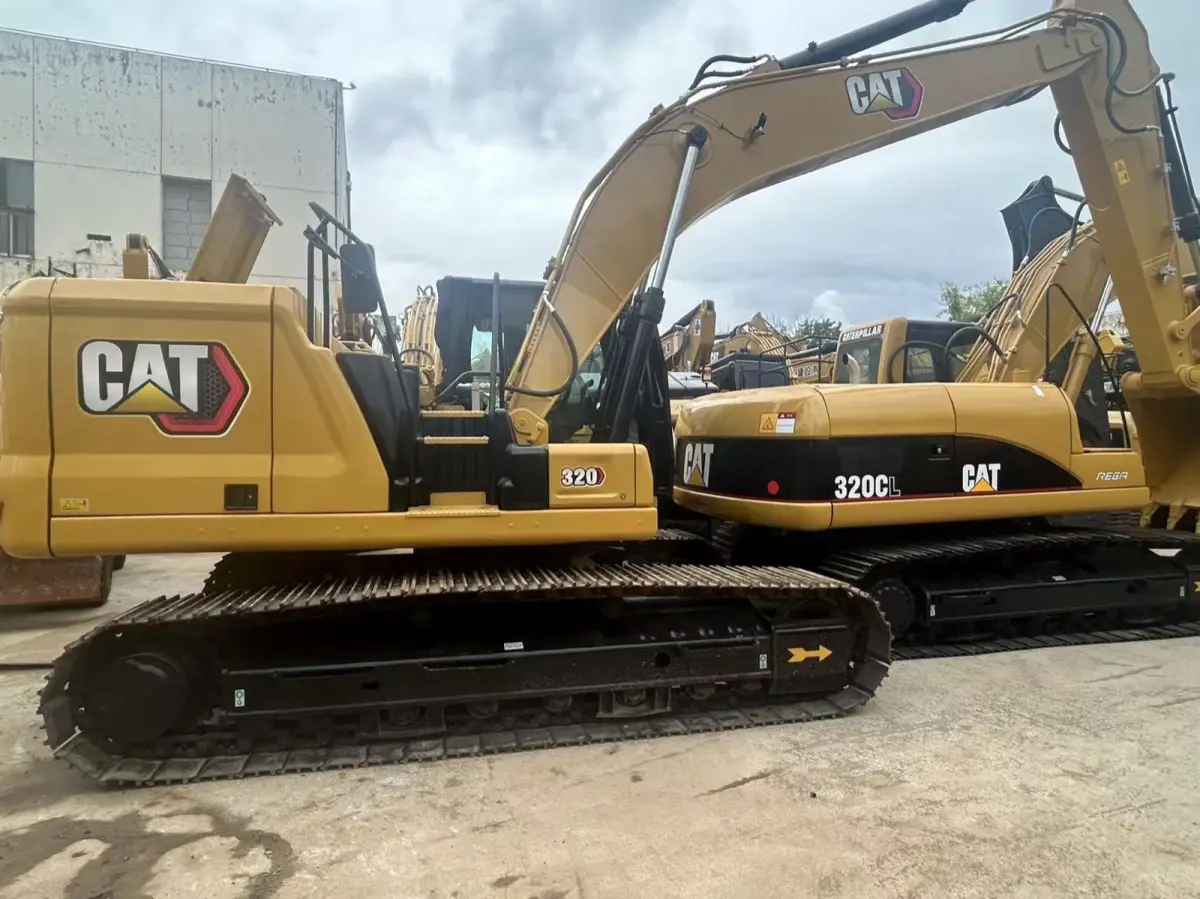 Used Caterpillar 320 Excavator photo 1
