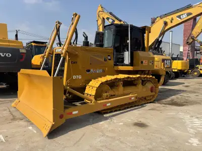 Used Caterpillar D7 Bulldozer photo 4