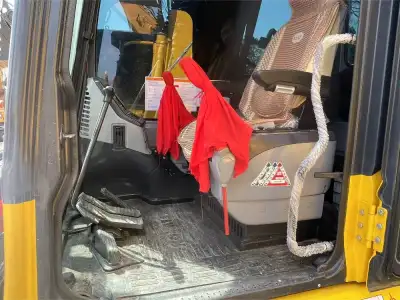 Used Komatsu PC130-7 Excavator photo 4