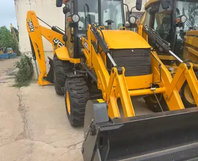 Used JCB 3CX Backhoe Loader photo 9