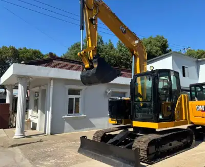 Used Caterpillar 307 Excavator photo 2