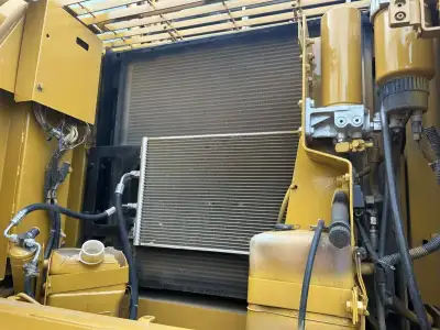Used Caterpillar 330C Excavator photo 12