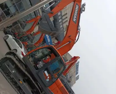 Used Doosan DX225 Excavator photo 5