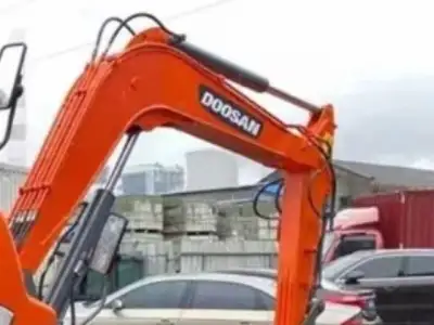 Used Doosan DX60W-9C Wheeled Excavator photo 6