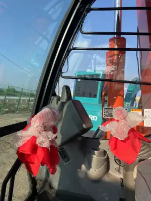 Used Hitachi 75 Mini Excavator photo 6