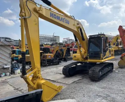 Used Komatsu PC200 Excavator photo 2